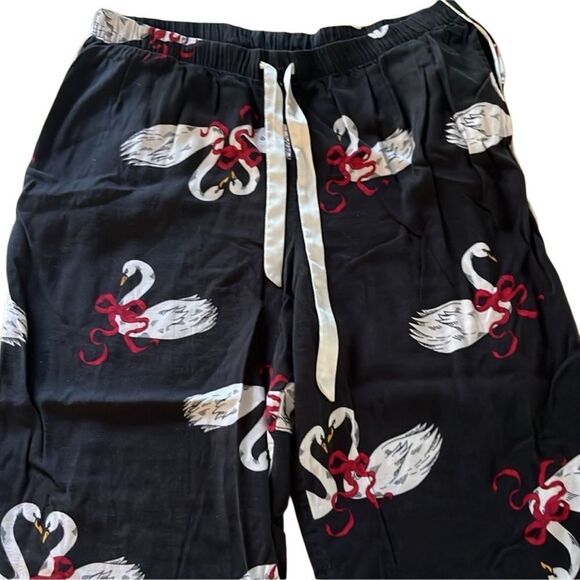 Victoria’s Secret- Midnight Swans Long Pajama Set, Black Button Down, Large - Picture 7 of 10